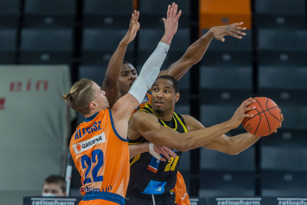 这位知名教 这位知名教