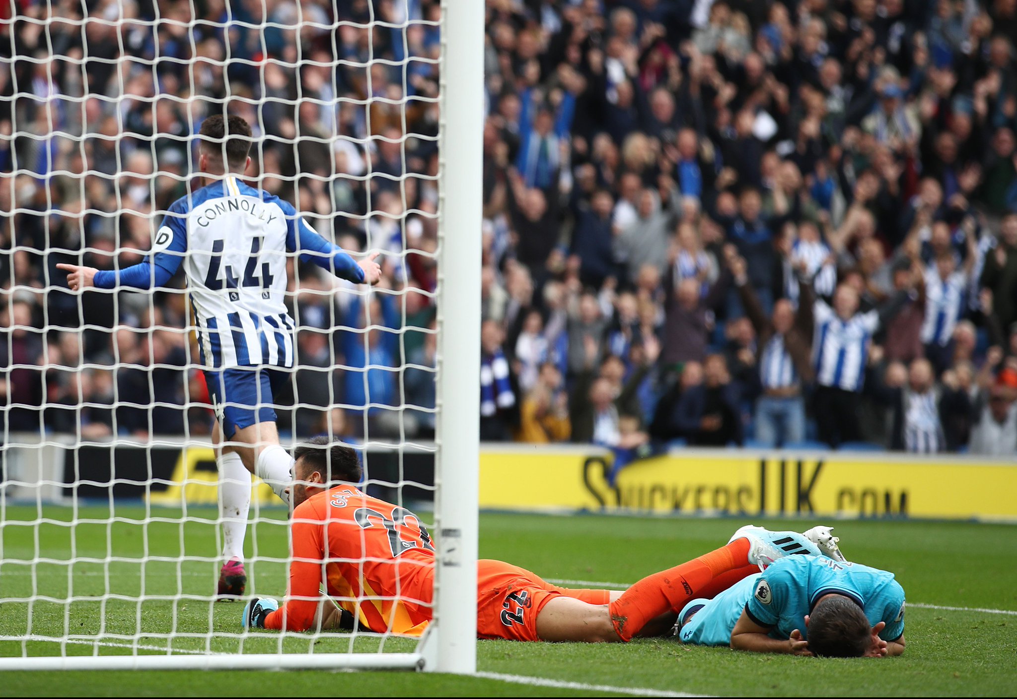 但他表现得 但他表现得